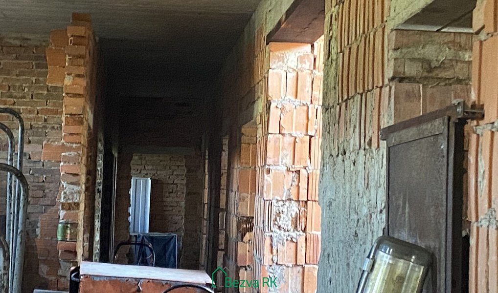 Prodej obchodních prostor 1 358 m², Varvažov – náhled fotky 8