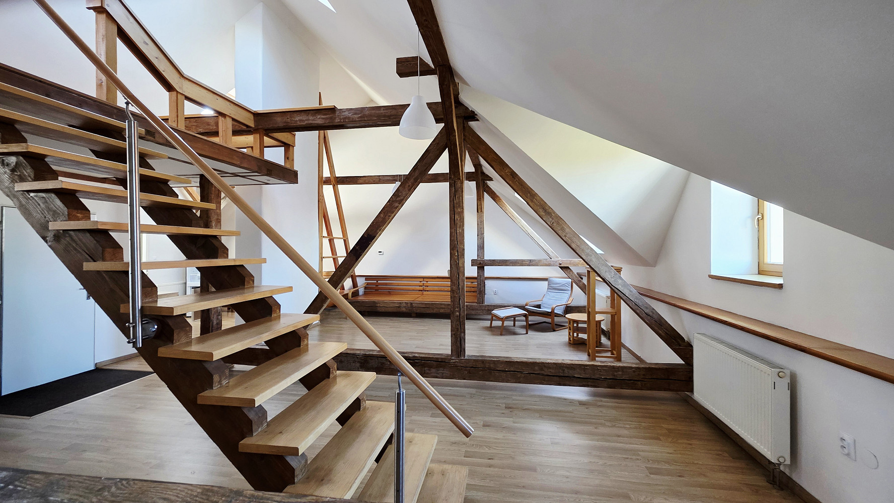 Pronájem bytu 1+kk 106 m² – fotografie 5