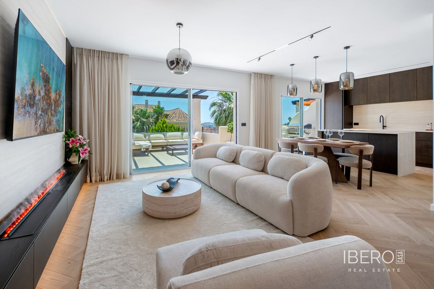 4+kk Apartment in Marbella, Nueva Andalucía - Vista 3