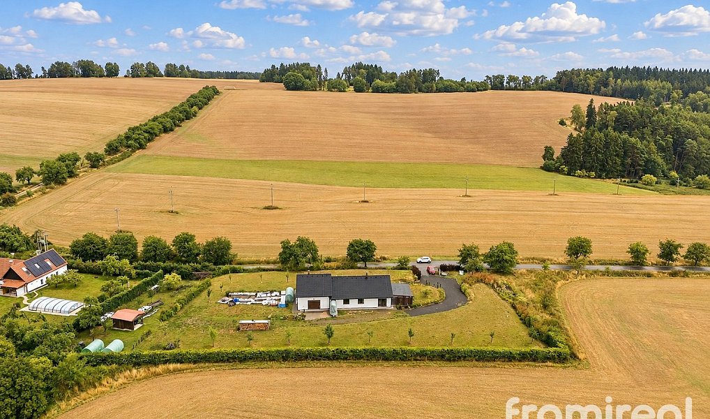 Prodej stavebního pozemku 1 950 m², Jevíčko – náhled fotky 2