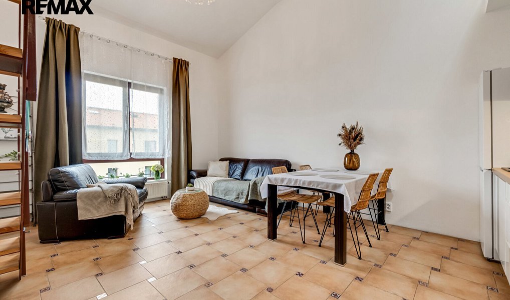 Prodej bytu 2+kk 45 m², Hostivice – náhled fotky 5