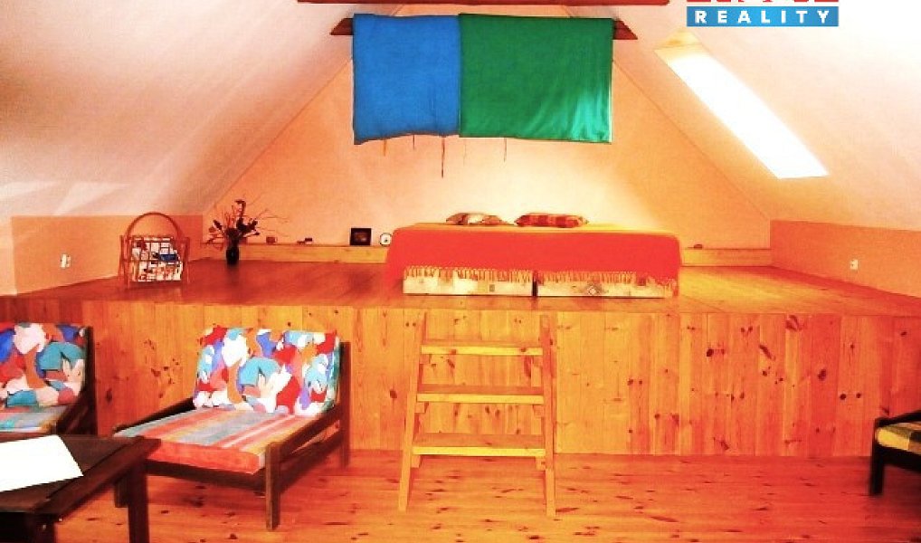 Prodej pole 107 344 m², Blatno – náhled fotky 7