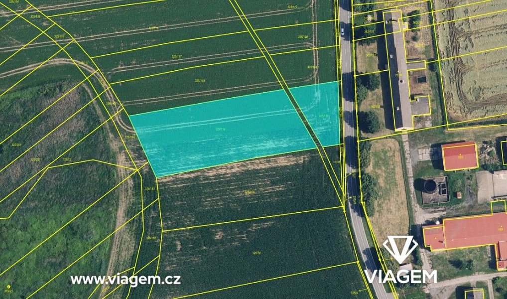 Prodej pole 734 m², Tovačov – náhled fotky 3