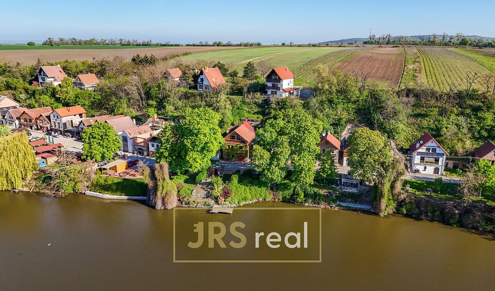 Prodej ubytovacího objektu 160 m², Strachotín – náhled fotky 30
