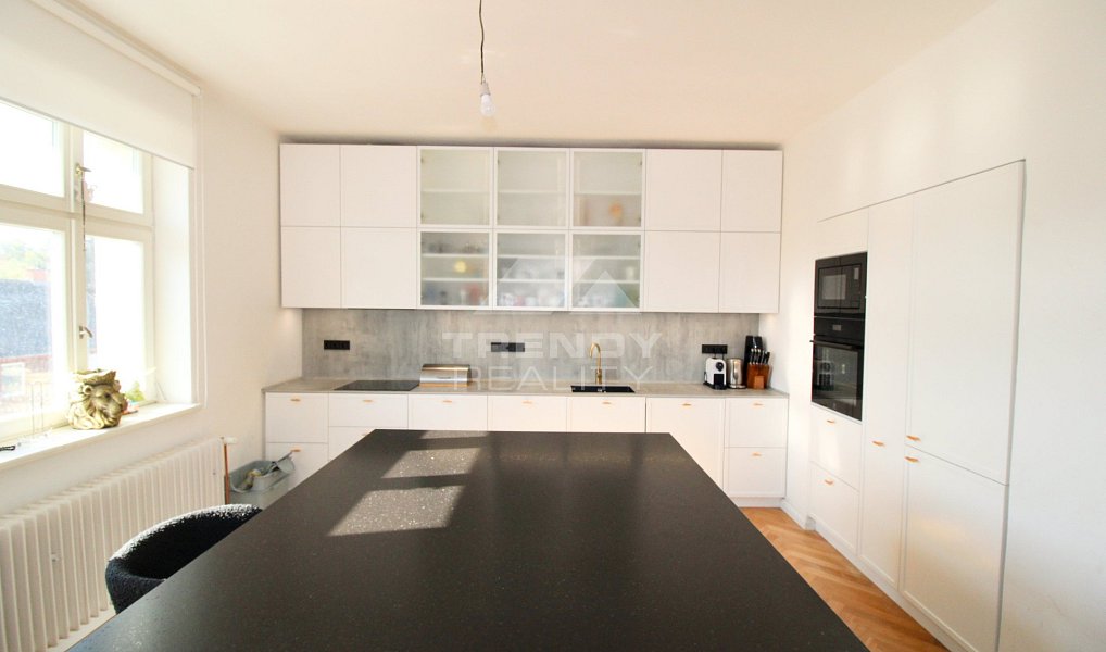 Prodej domu 306 m² s pozemkem 634 m², Plzeň – náhled fotky 15