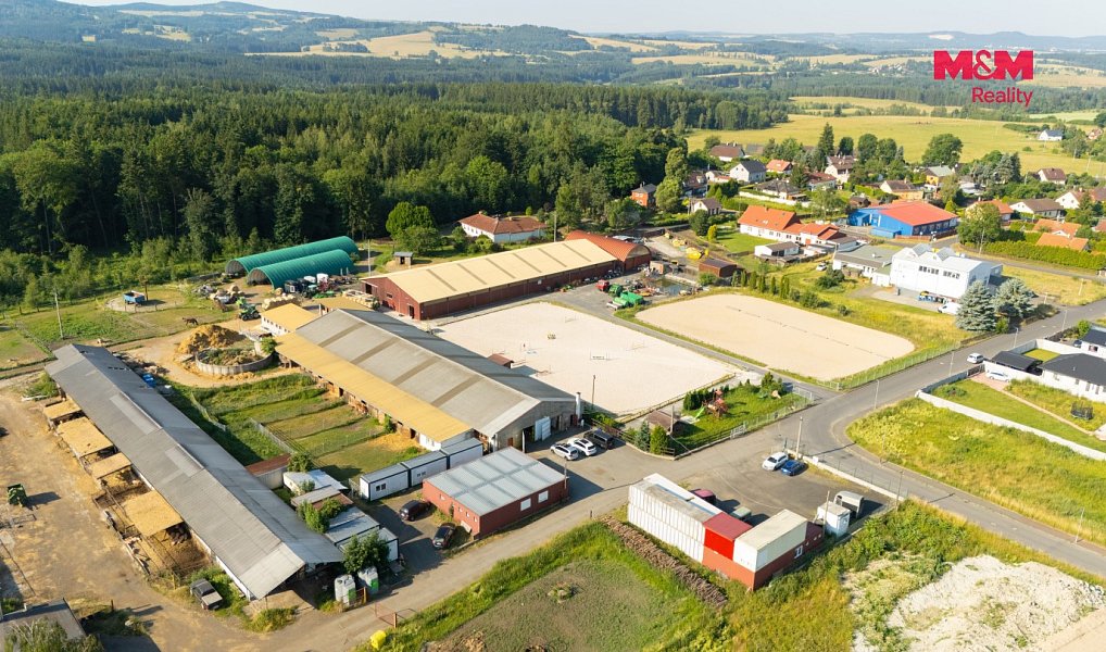 Prodej stavebního pozemku 1 100 m², Kolová – náhled fotky 9