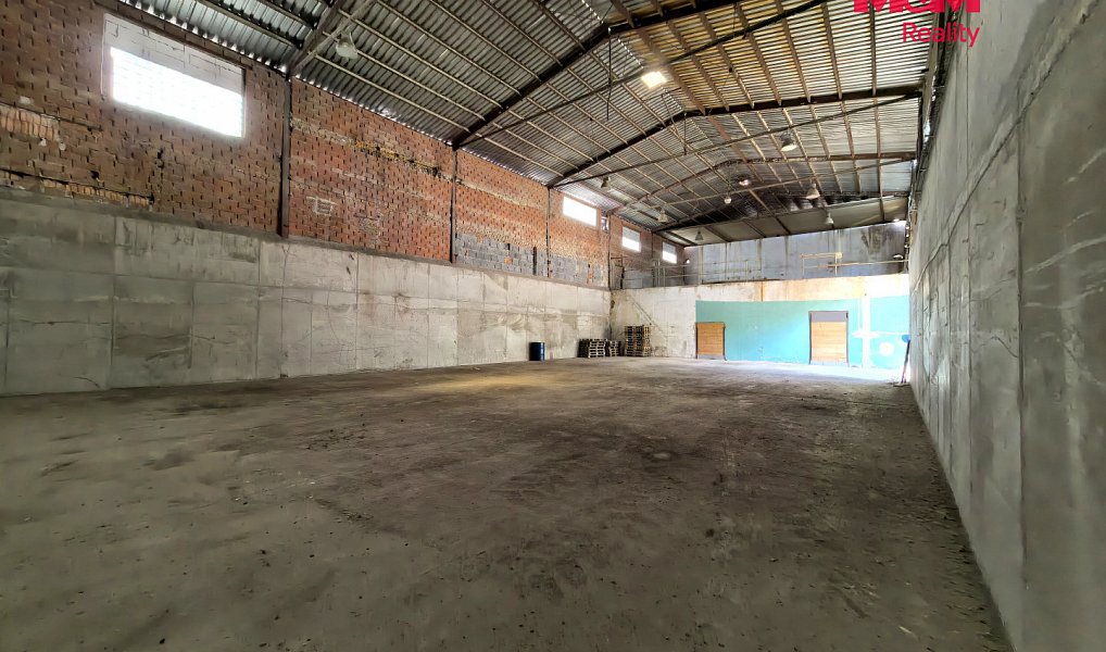 Pronájem skladovacích prostor 334 m², Vysoká nad Labem – náhled fotky 3