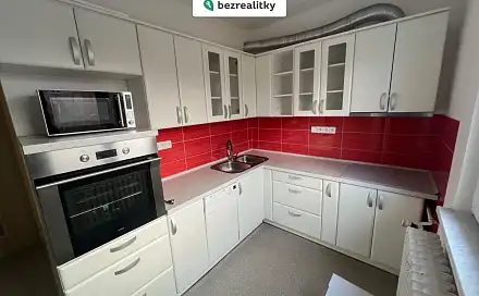 Prodej bytu 3+1 59 m², 4. května, Vsetín