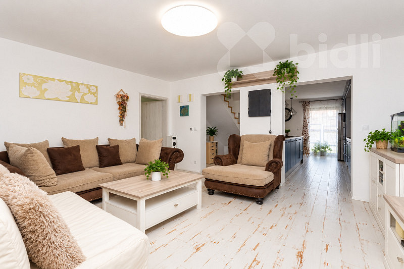 Prodej domu 158 m² s pozemkem 1 064 m² — photo 3