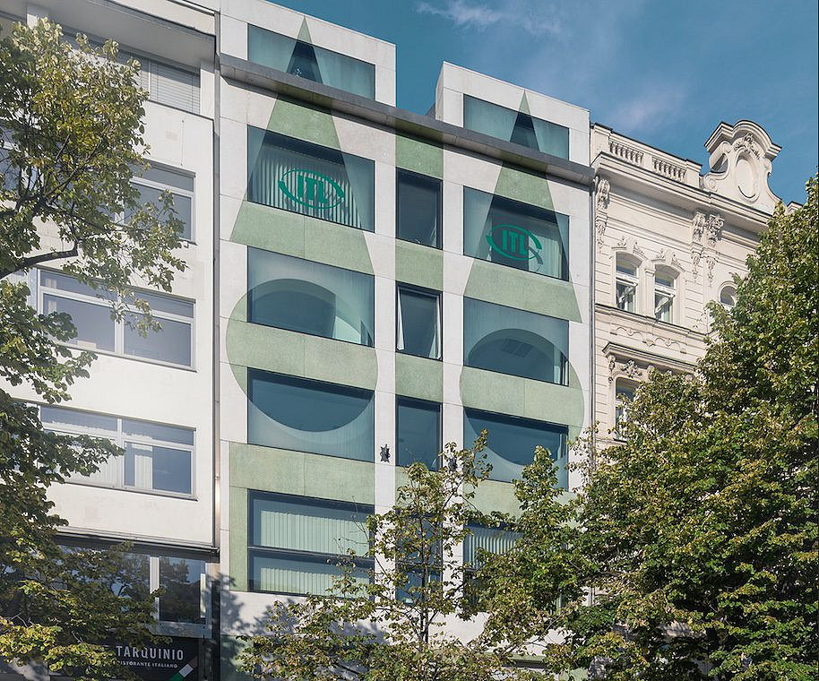 Pronájem kanceláře 115 m²