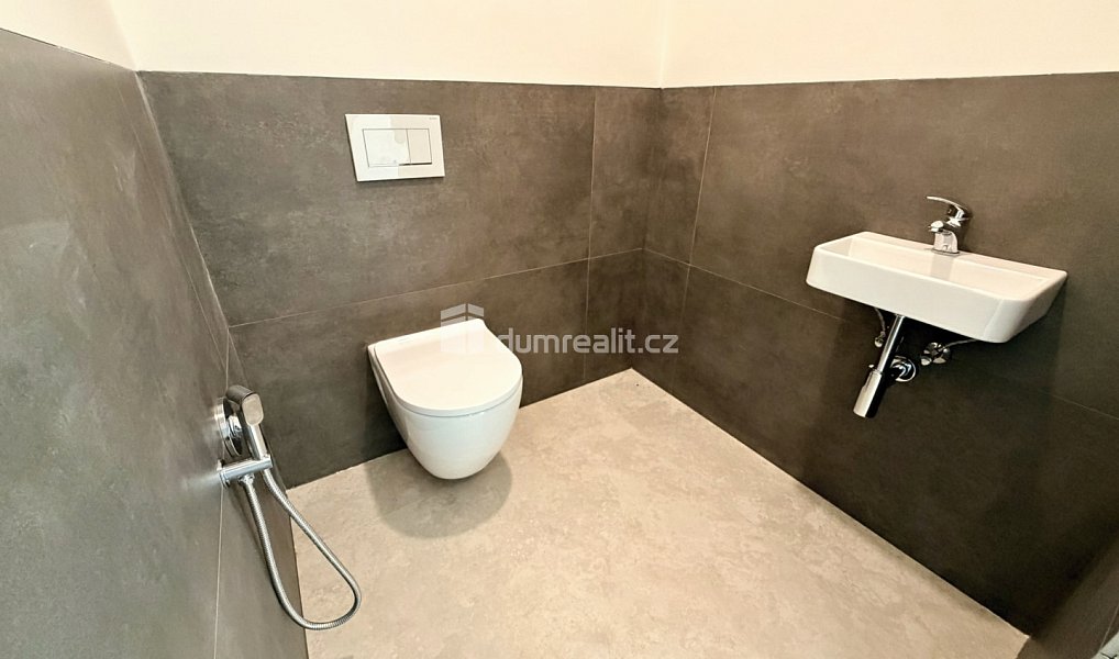 Prodej domu 250 m² s pozemkem 1 328 m², Tečovice – náhled fotky 20