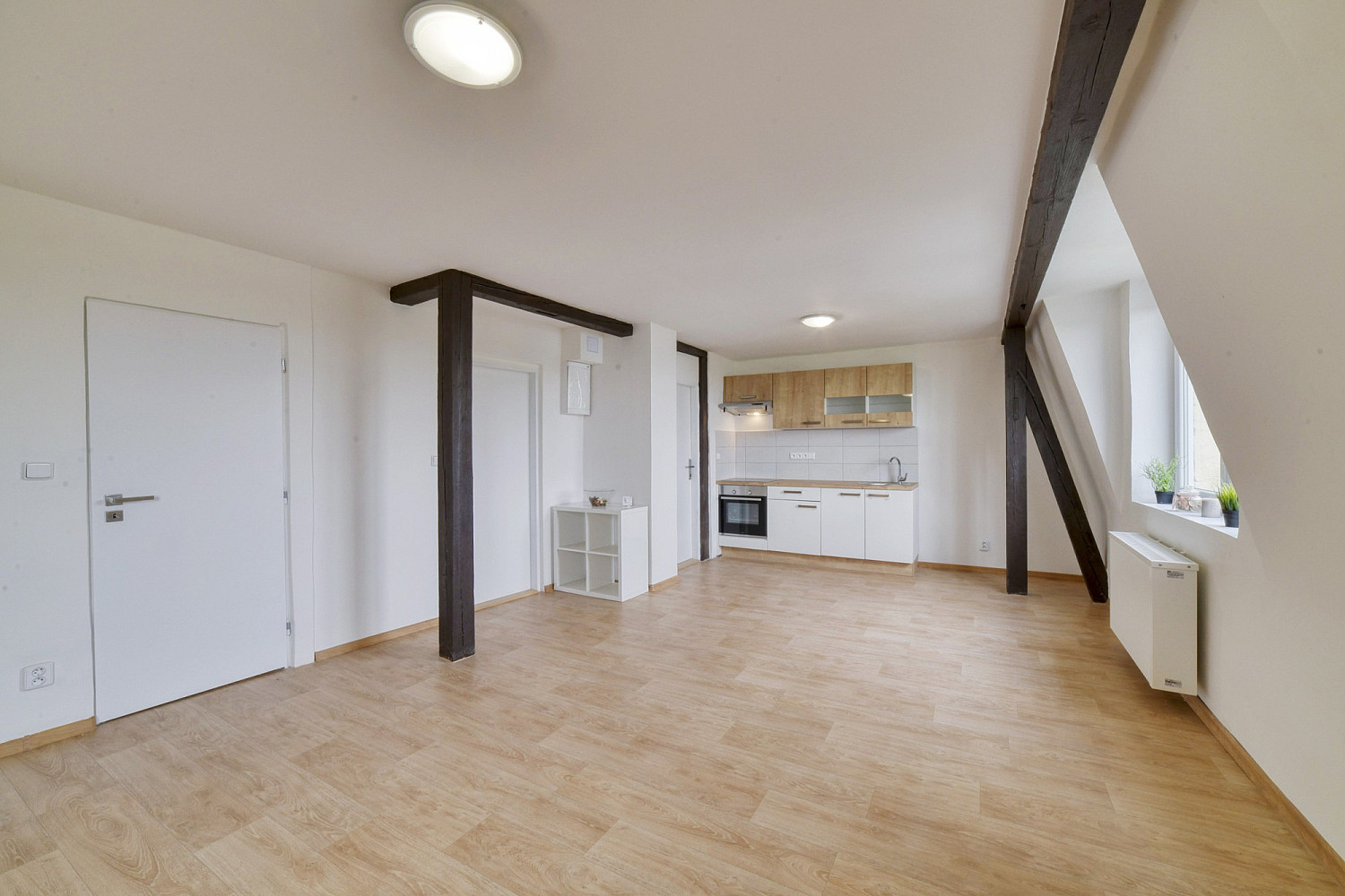 Pronájem bytu 2+kk 45 m² – fotografie 4