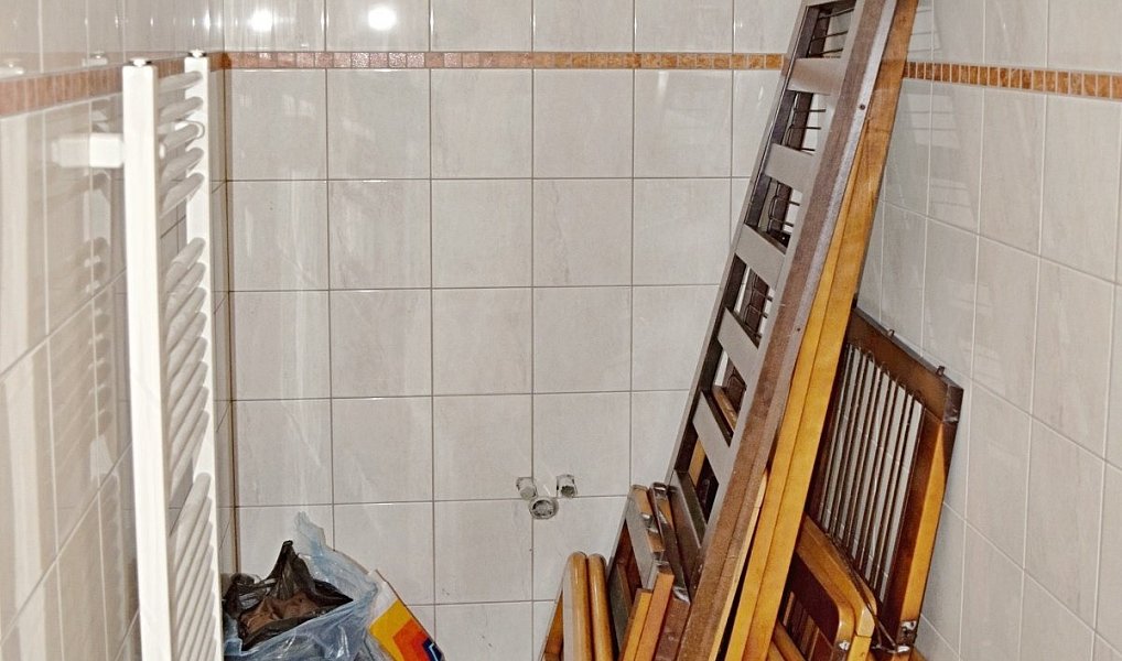 Prodej výrobních prostor 996 m², Chrast – náhled fotky 18