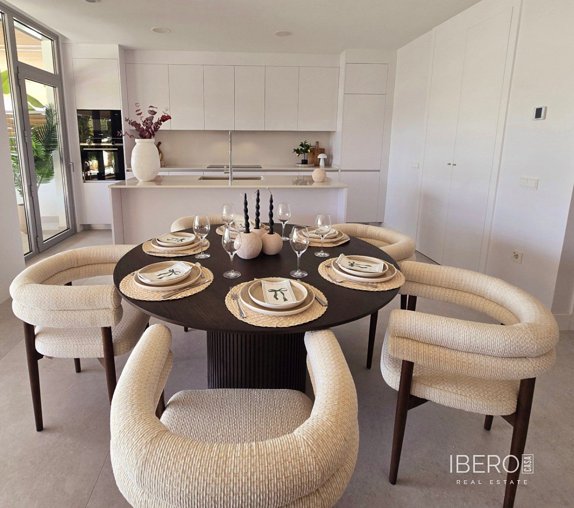 5+kk Apartment in Marbella, Barrio Alto - Vista 4
