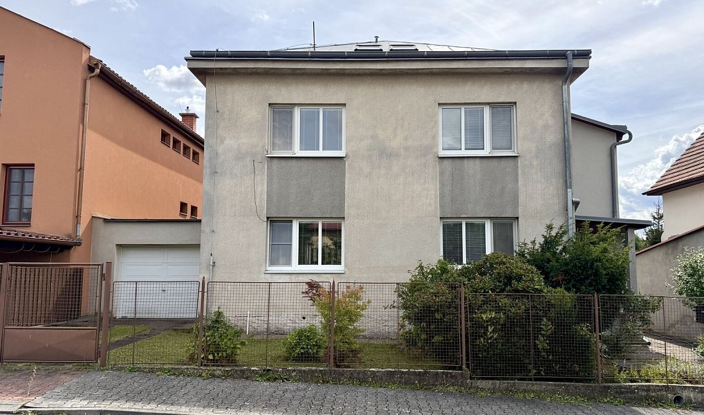 Prodej domu 258 m² s pozemkem 567 m², Praha – náhled fotky 28
