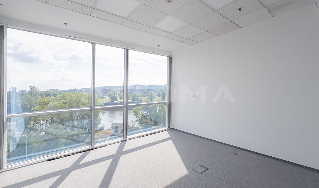 Pronájem kanceláře 307 m², Praha – náhled fotky 7