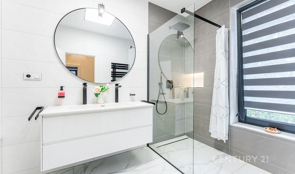 Prodej bytu 4+kk 115 m², Lysá nad Labem – náhled fotky 8