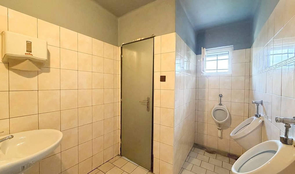 Prodej restaurace 180 m², Podbořany – náhled fotky 11