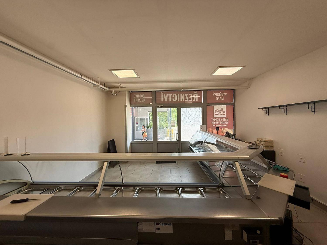Pronájem obchodních prostor 88 m² – fotografie 4
