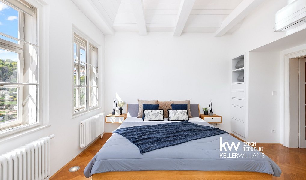 Prodej bytu 6+kk 231 m², Praha – náhled fotky 11