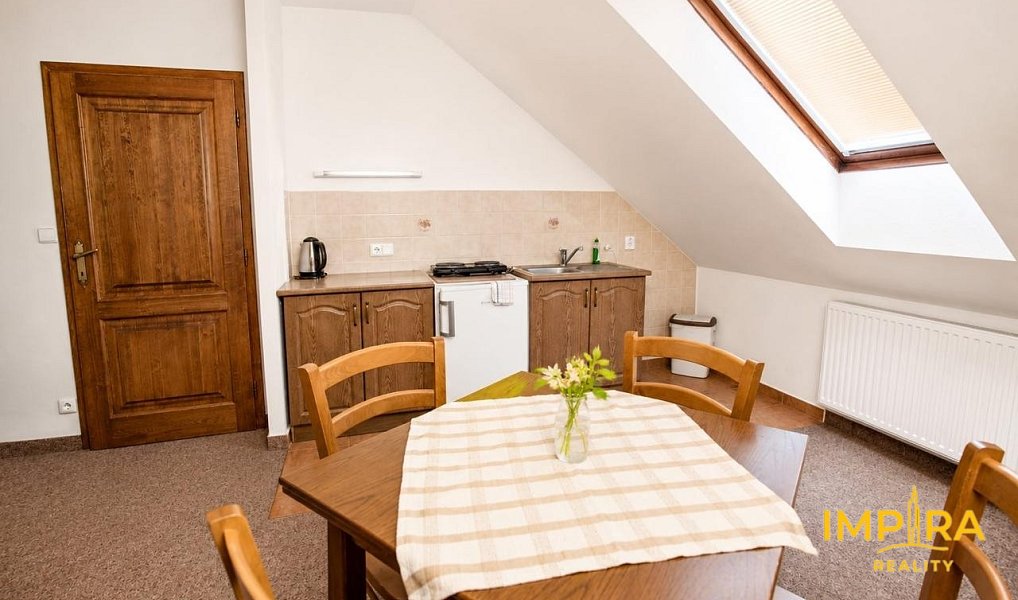 Prodej nájemního domu, činžáku 2 434 m², Nová Bystřice – náhled fotky 27