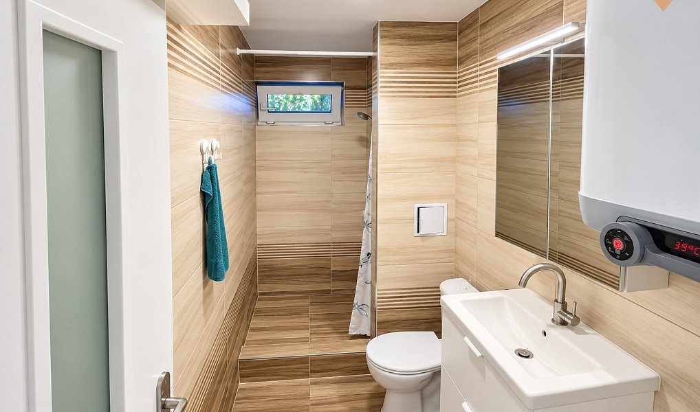 Pronájem bytu 2+kk 28 m², Milovice – náhled fotky 2