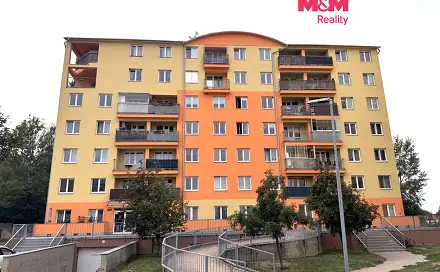 Pronájem bytu 1+kk 32 m², V Honech, Klecany, okres Praha-východ