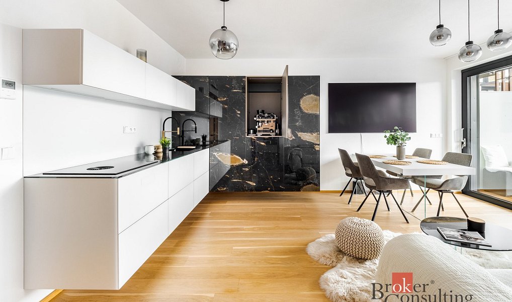 Prodej bytu 2+kk 66 m², Lipno nad Vltavou – náhled fotky 2