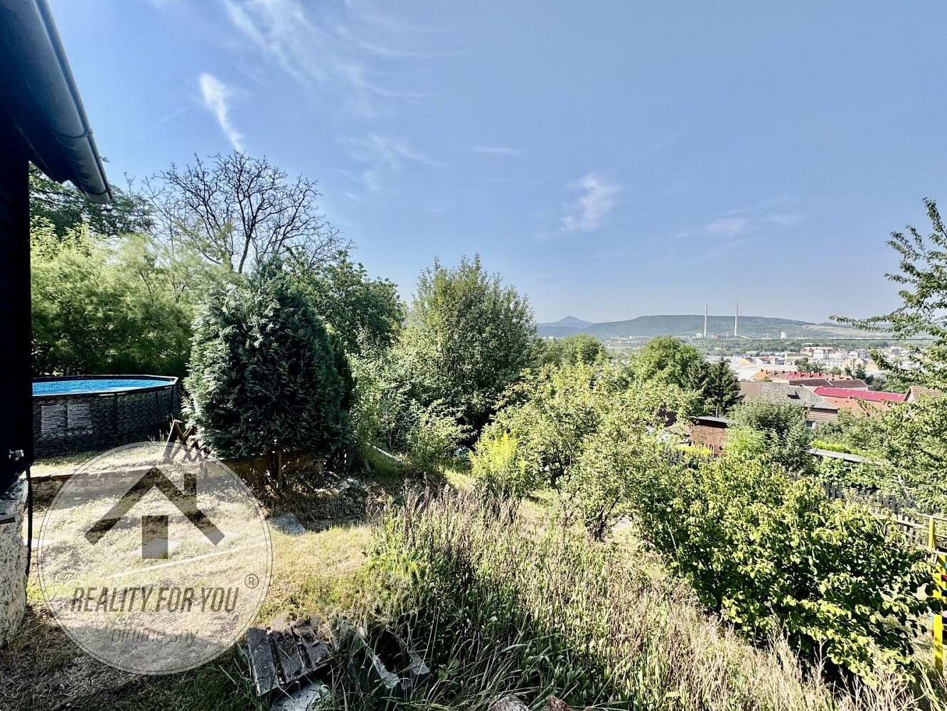 House in Ústí nad Labem, Na Nivách, Klíše – další