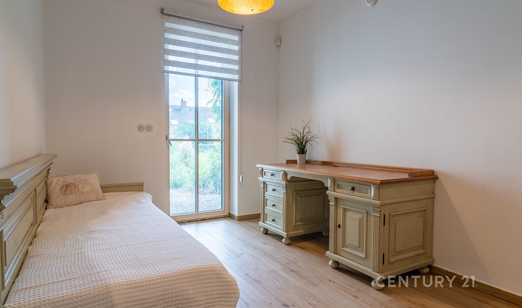 Prodej domu 268 m² s pozemkem 895 m², Únětice – náhled fotky 13
