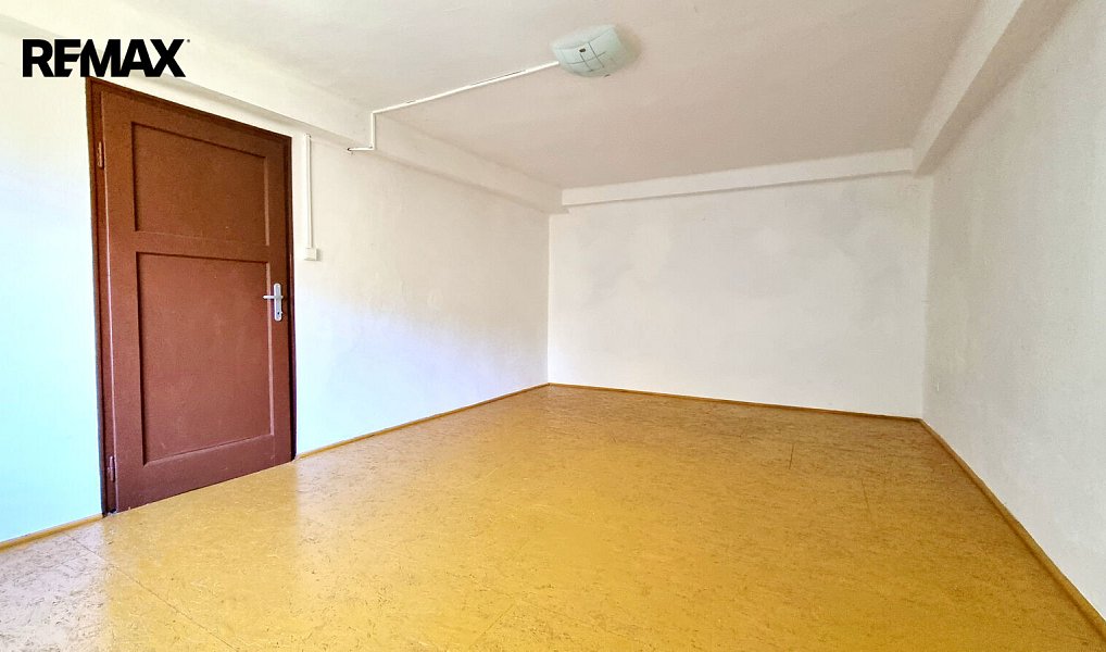 Prodej zemědělského objektu 610 m², Omlenice – náhled fotky 7