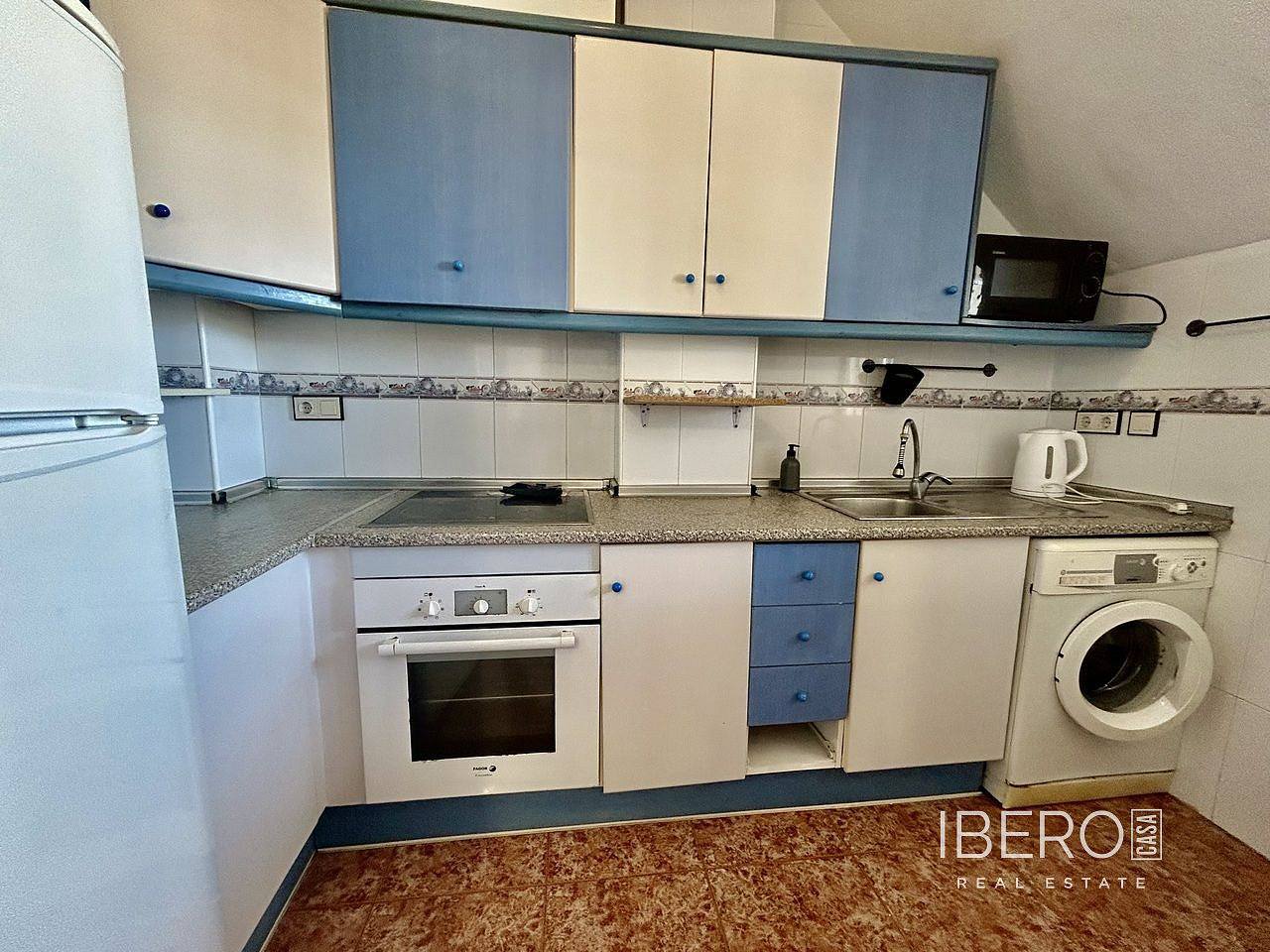 Piso 3+kk – Torrevieja, Urbanización Los Balcones - Más