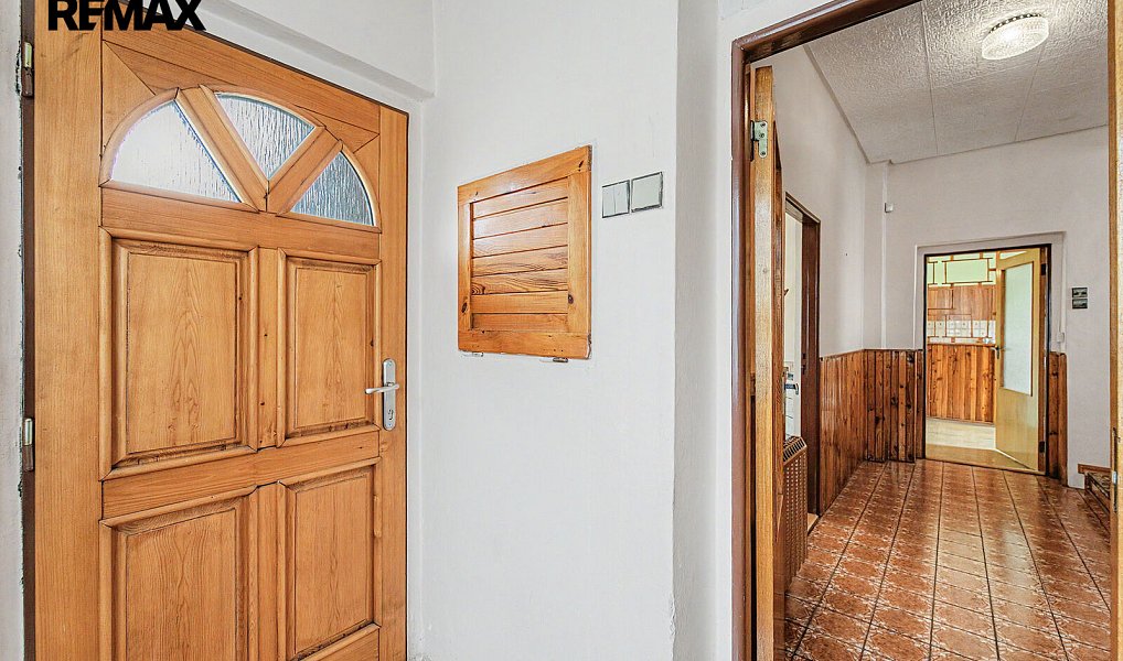 Prodej domu 294 m² s pozemkem 427 m², Pečky – náhled fotky 24