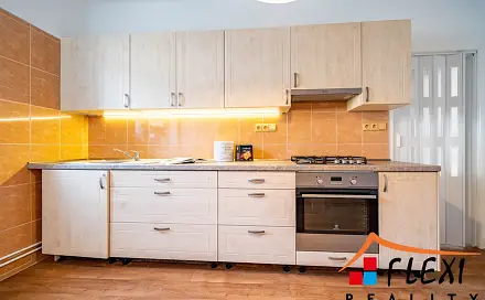 Pronájem bytu 2+1 60 m², Jateční, Opava - Předměstí