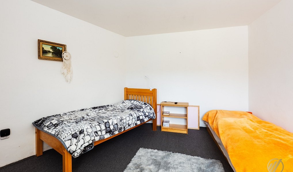Prodej domu 275 m² s pozemkem 1 300 m², Velké Poříčí – náhled fotky 9
