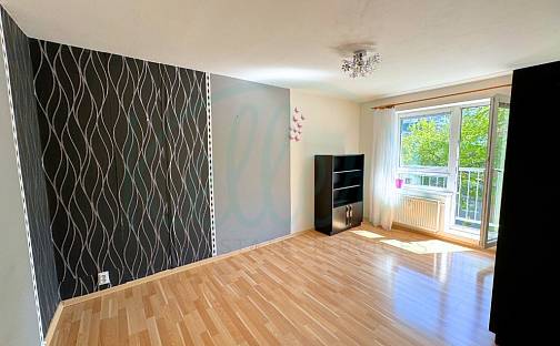 Prodej bytu 2+1 39 m², Braniborská, Milovice, okres Nymburk