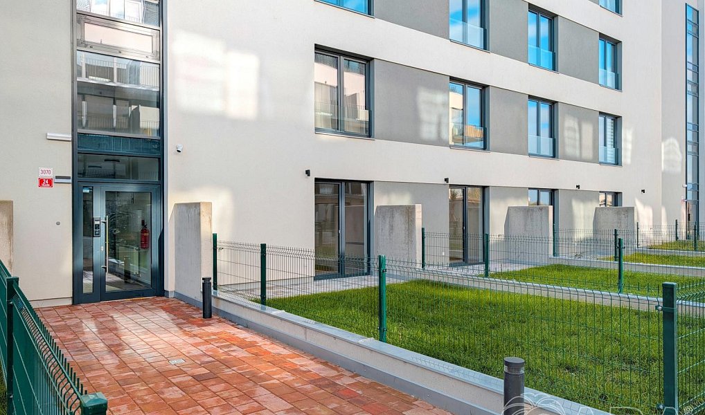 Pronájem bytu 1+kk 27 m², Plzeň – náhled fotky 10