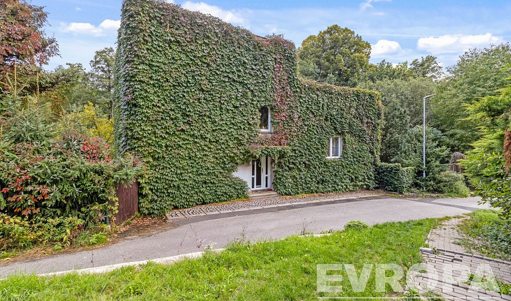 Prodej domu 228 m² s pozemkem 643 m², Krásná Hora – náhled fotky 36