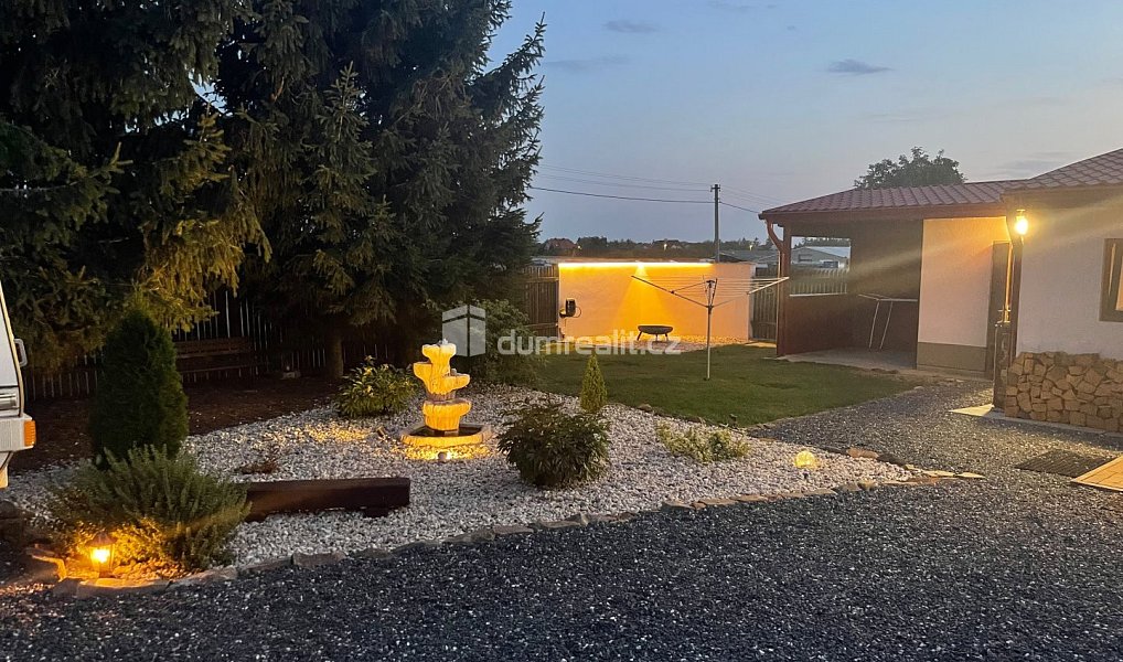 Prodej domu 85 m² s pozemkem 889 m², Břežany II – náhled fotky 3