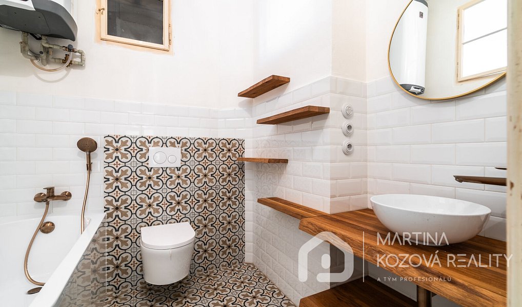 Pronájem bytu 4+1 130 m², Praha – náhled fotky 18