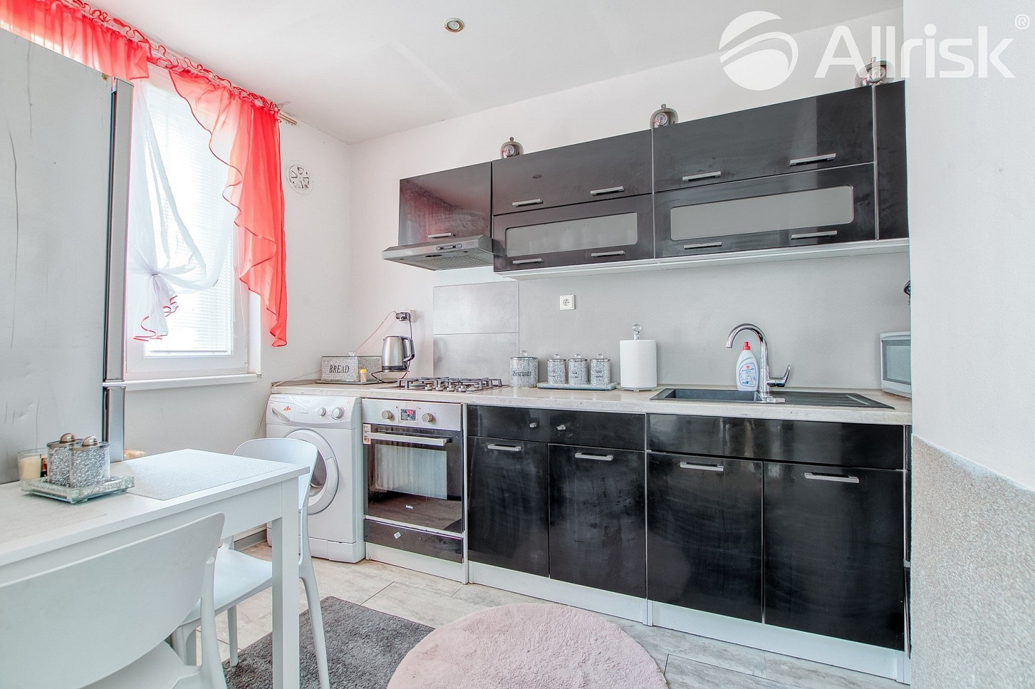 Prodej bytu 2+1 45 m² — photo 3