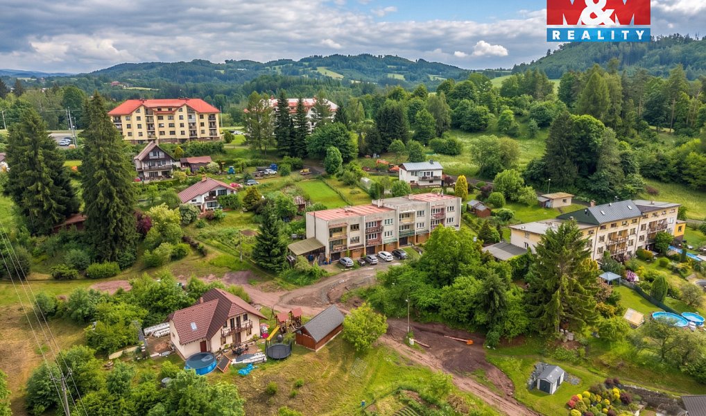 Prodej domu 270 m² s pozemkem 449 m², Benešov u Semil – náhled fotky 22
