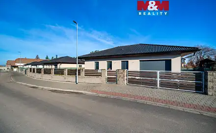 Prodej domu 170 m² s pozemkem 609 m², Za Sokolovnou, Chrast, okres Chrudim