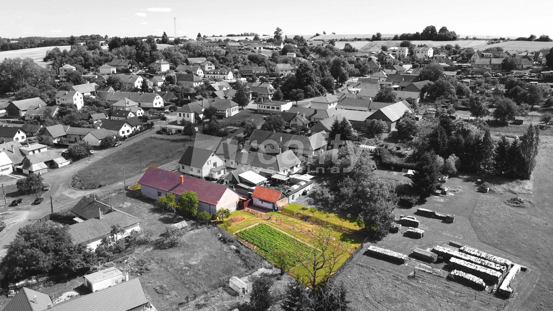 Prodej domu 310 m² s pozemkem 2 027 m² - Więcej