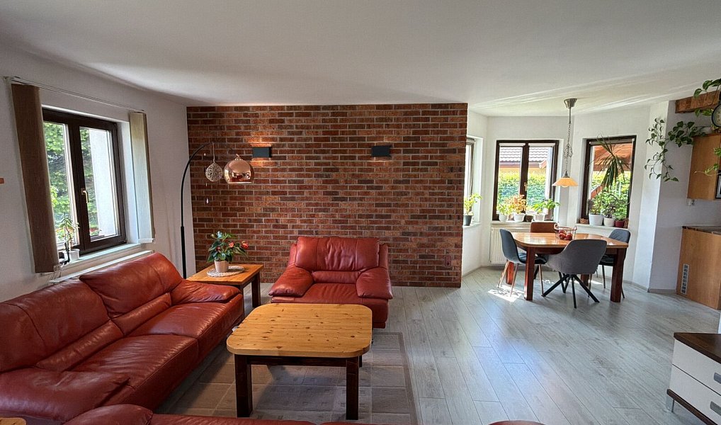 Prodej domu 190 m² s pozemkem 1 112 m², Častolovice – náhled fotky 2