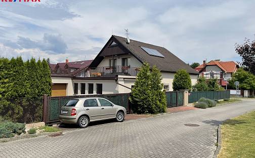 Prodej domu 397 m² s pozemkem 812 m², Drahelická, Praha 9 - Satalice