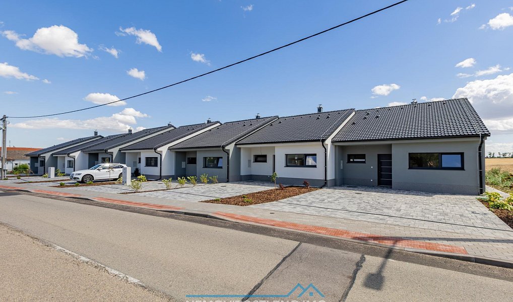 Prodej domu 81 m² s pozemkem 354 m², Znojmo – náhled fotky 2