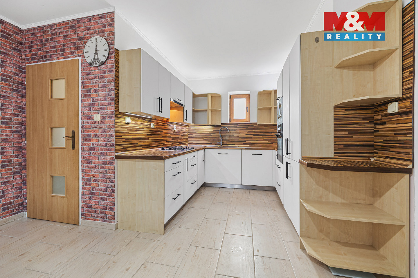 Prodej domu 195 m² s pozemkem 930 m² – pohled 6
