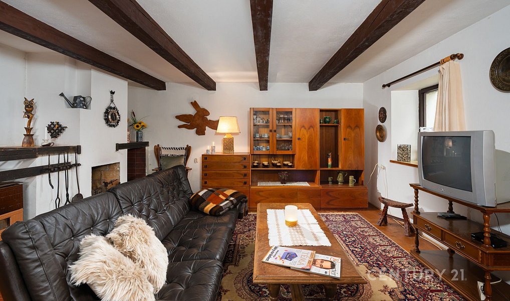 Prodej chaty/chalupy 198 m² s pozemkem 2 388 m², Jince – náhled fotky 2