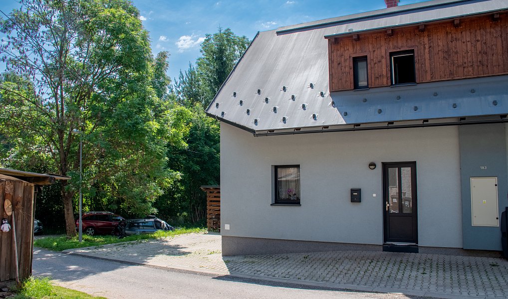 Prodej domu 86 m² s pozemkem 1 867 m², Nová Paka – náhled fotky 2